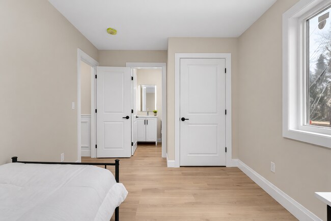 Photo - 982 Campbell Av Unité 1