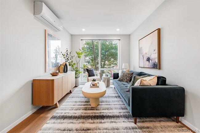 Photo - 45-07 45th St Unidad 4A