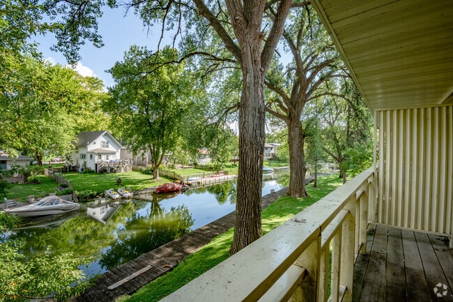 Pirate Island Apartments
