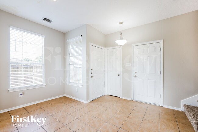 Photo - 8702 Bentongrove Ln
