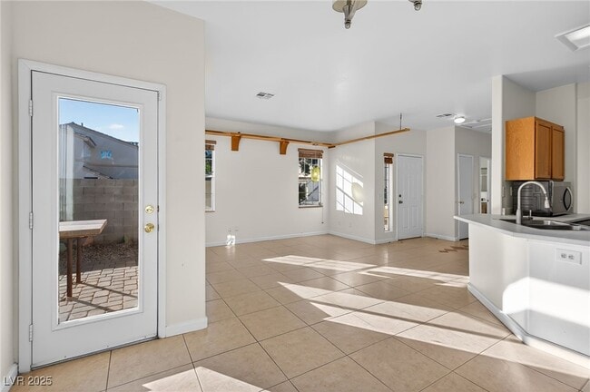 Photo - 7820 Strong Water Ct