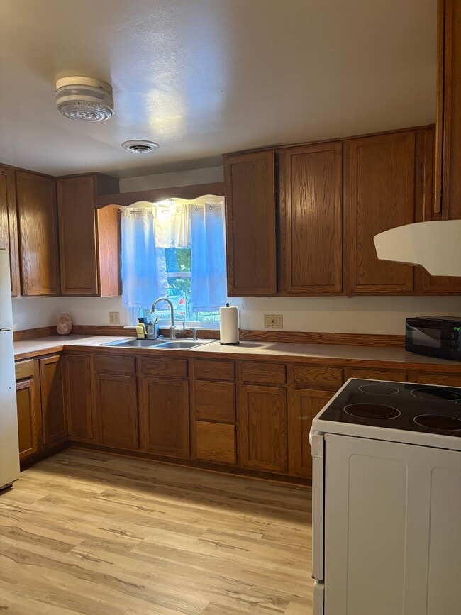 Photo - 3705 Burchfield Dr Unit 3705 Burchfield Dr