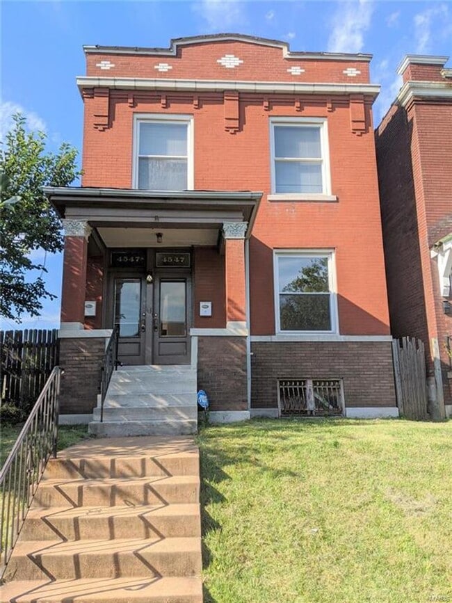 Building Photo - 4547 Wichita Ave Unit 4547-1F Wichita