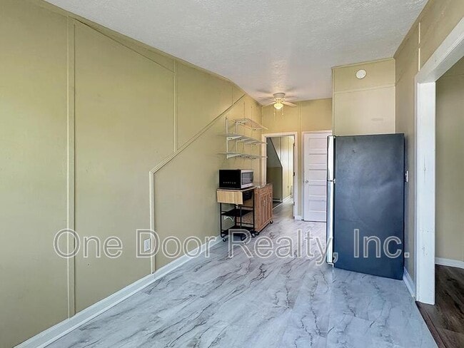 Photo - 1107 B Richmond Rd
