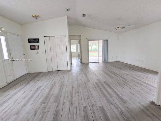 Photo - 532 SE 21st Dr