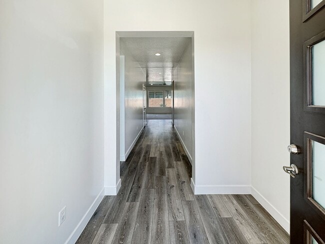 Photo - 3011 E Lavatera Dr