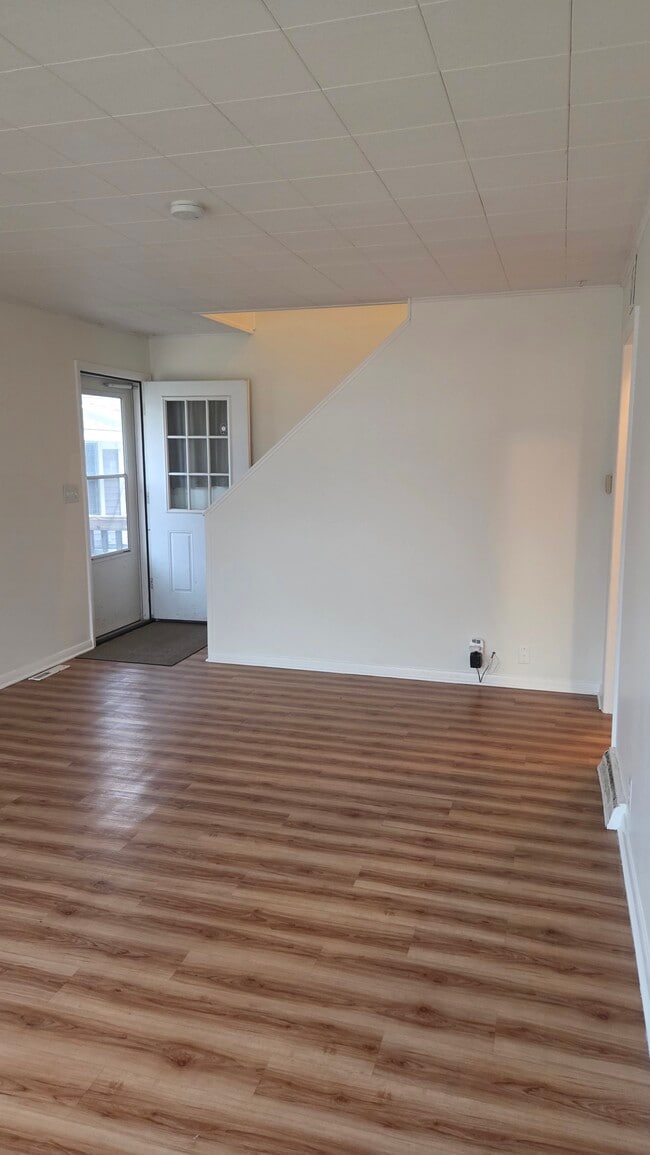 Photo - 1123 Lucille Ave