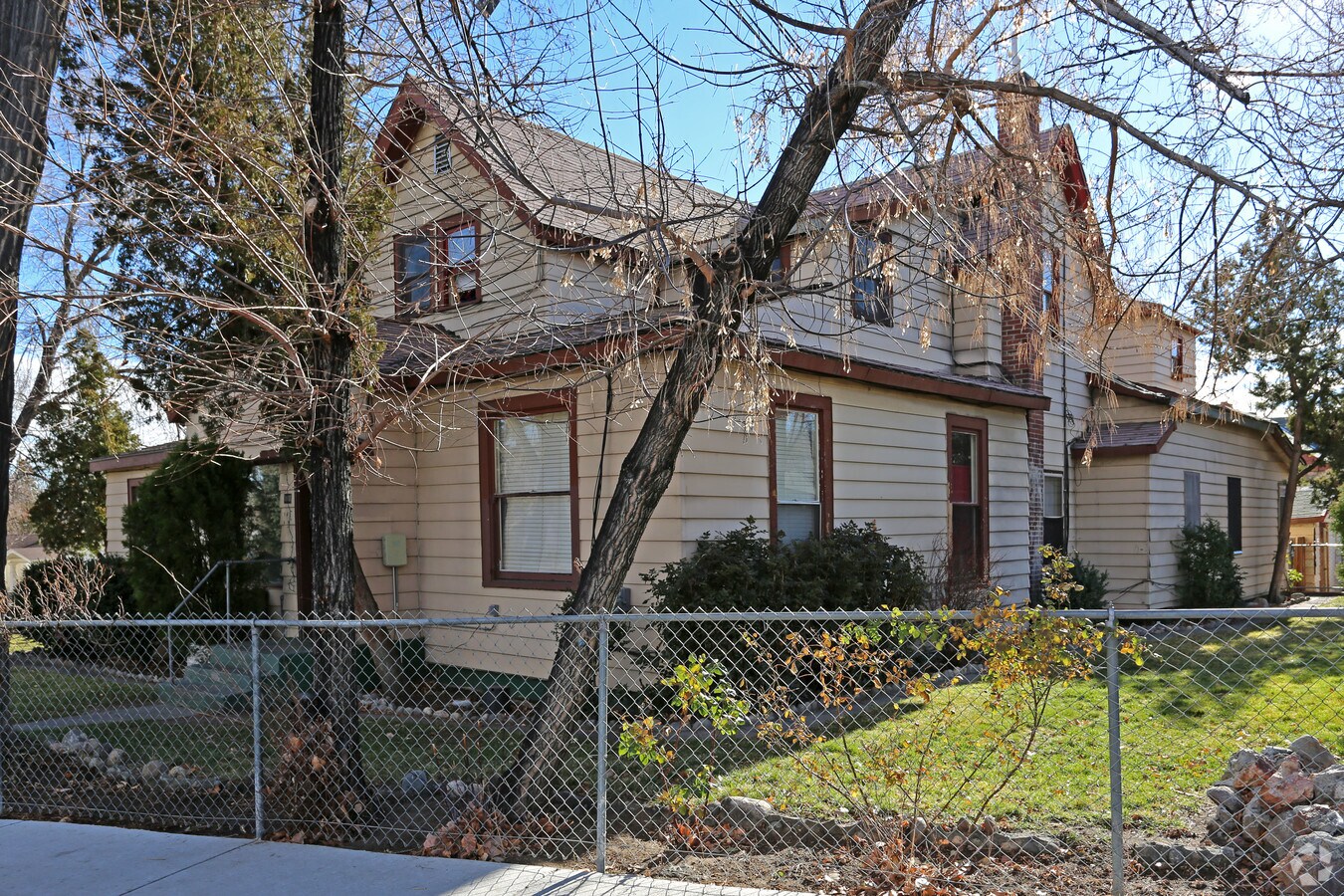 Photo - LaRue Apartments
