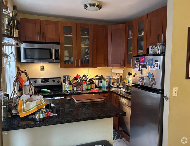 Building Photo - 288 Cambridge St Unit 8 Rental
