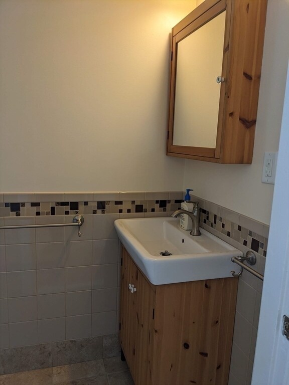 Photo - 56 Clayton St