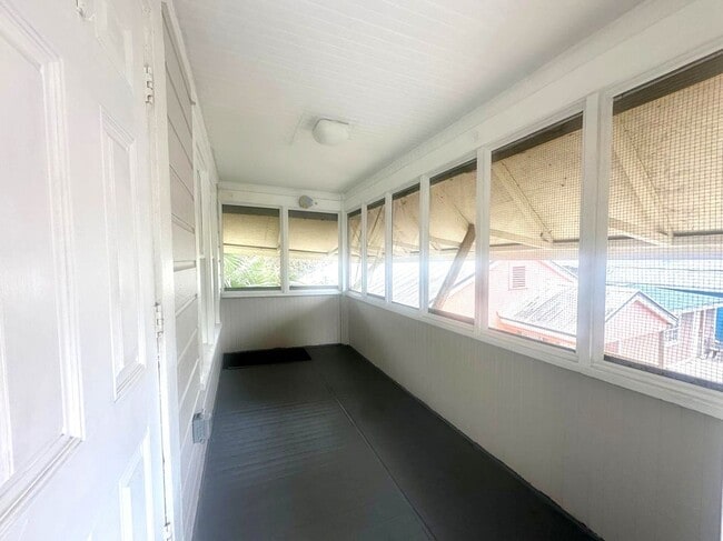 Photo - 136 N 15th St