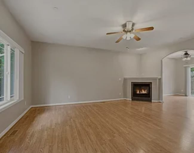 Photo - Camas 4 Bedroom Home with Central AC, Fireplace & Fenced Yard Near Downtown!