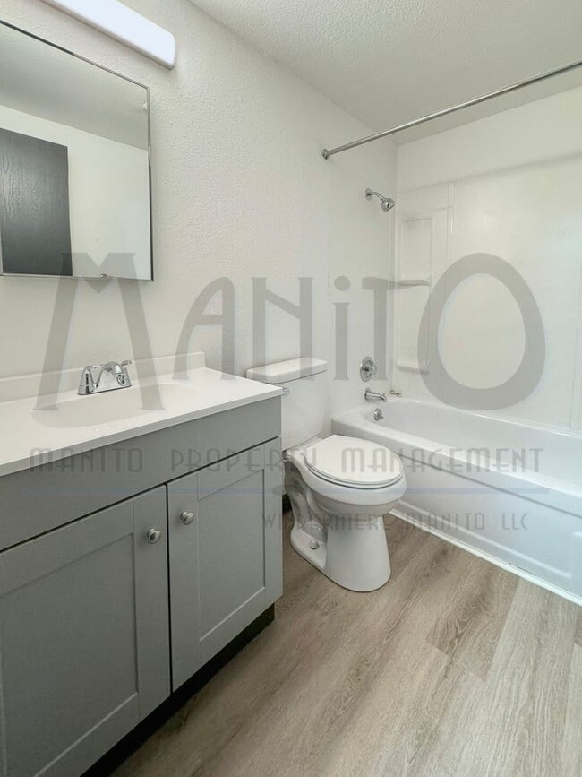 Photo - 30 E Graves Rd Unit #03