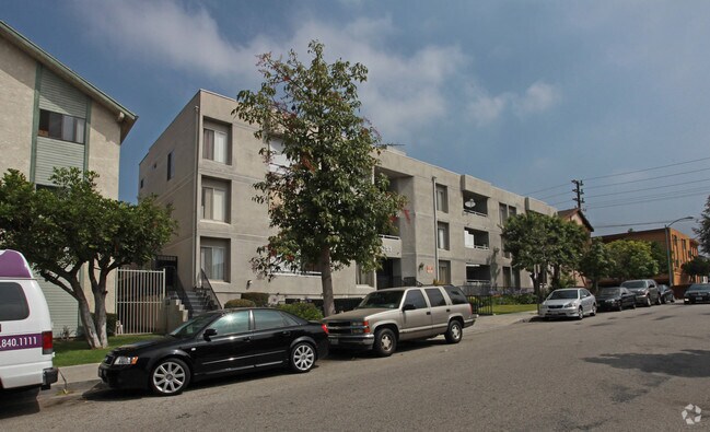 Justin Manor - Justin Manor