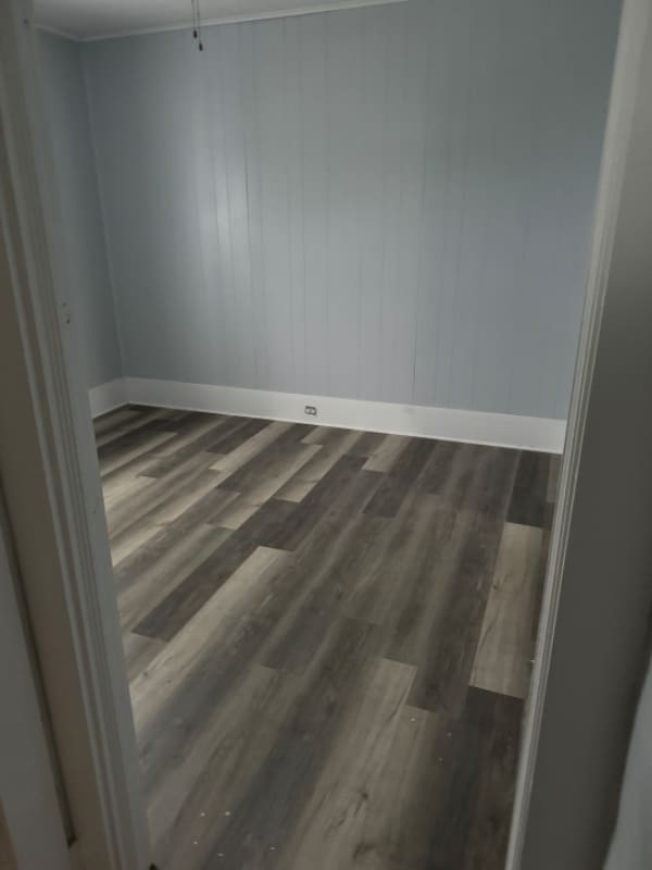 Photo - 121 N Jefferson St