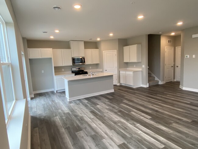 Photo - 17071 Dysart Pl Townhome