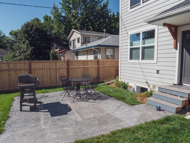 Photo - 4425 45th Ave S Unit 2