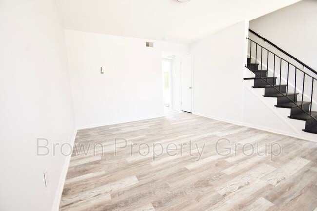 Photo - 2105 Grand Prix Dr