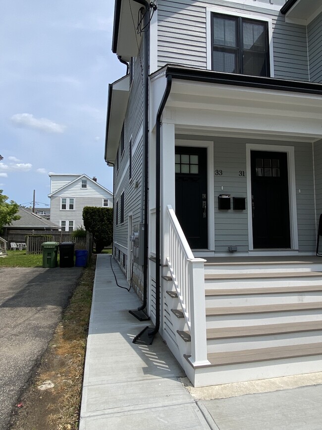 Photo - 33 Brimmer St Unit 2