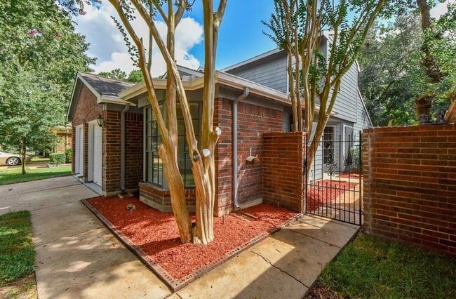 Photo - 7726 Springville Dr