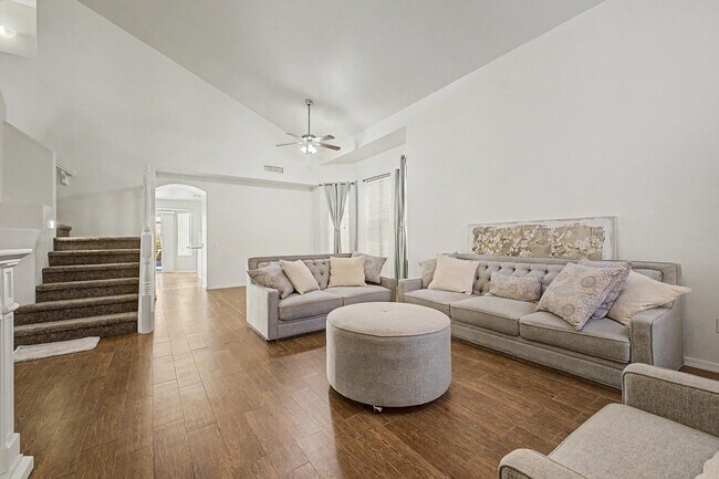 Photo - 12926 W Cheery Lynn Rd