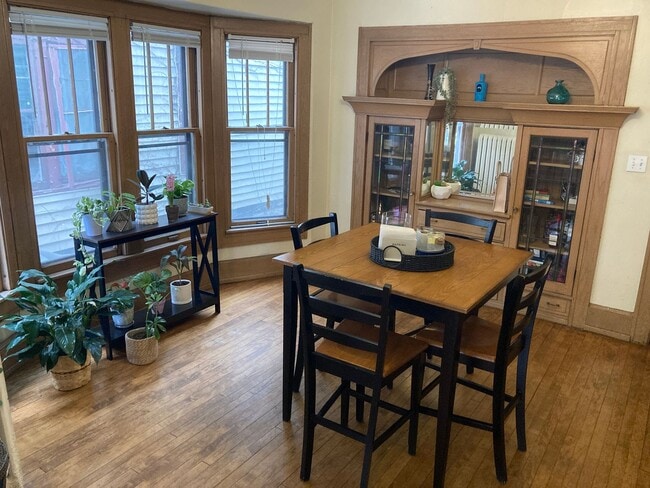 Photo - 2937 N Frederick Ave Unit Lower