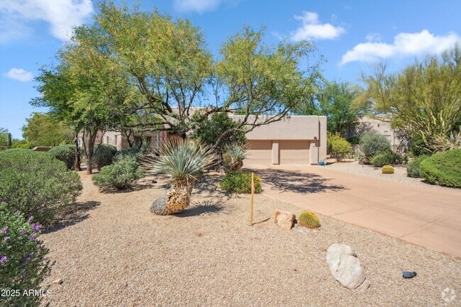 Building Photo - 7466 E High Point Dr Rental