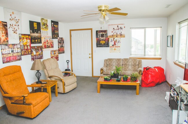 Photo - 4524 Twain Circle