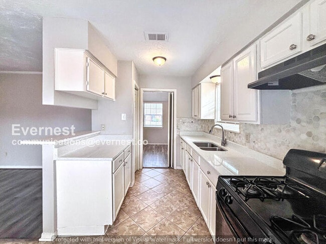 Photo - 5214 Fairgreen Ln