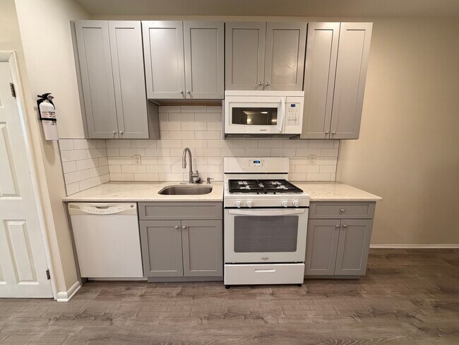 Photo - 2049 Snyder Ave Unit 1