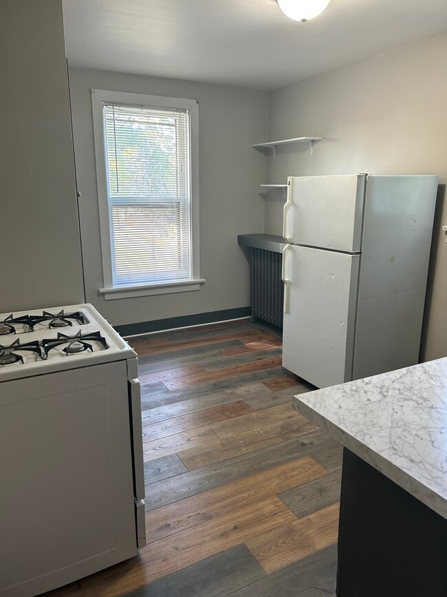 Photo - 1360 S Arch Ave Unidad 4