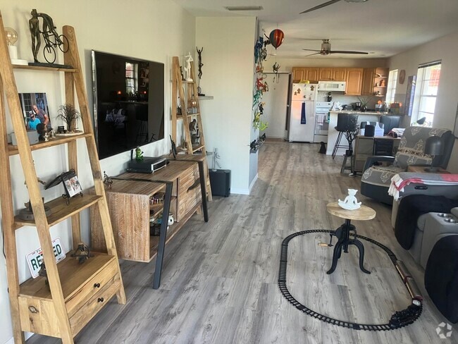 Building Photo - 2600 SE Ocean Blvd Unit Y15 Rental