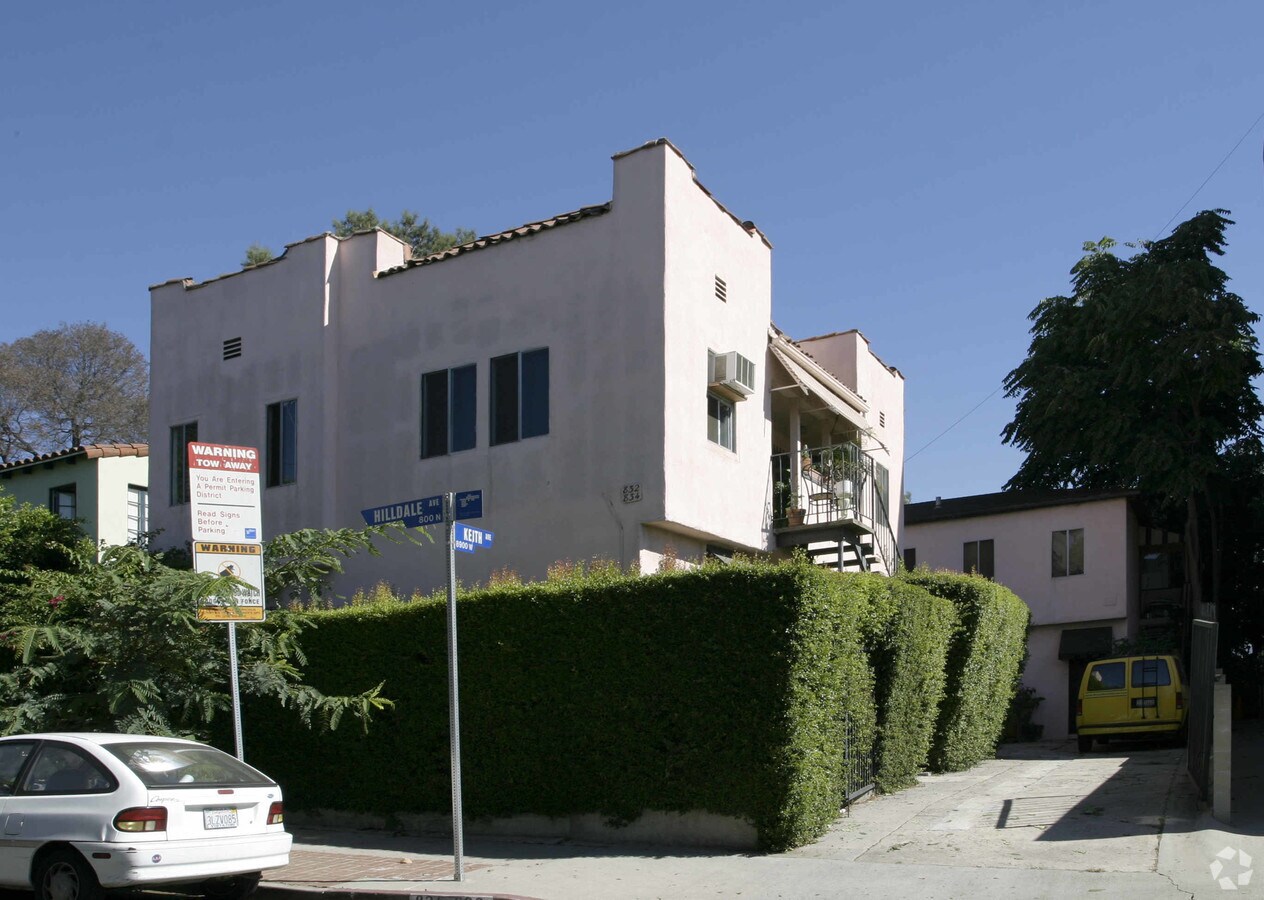 6 Units + 2 Non Conf. - 6 Units + 2 Non Conf. Apartamentos