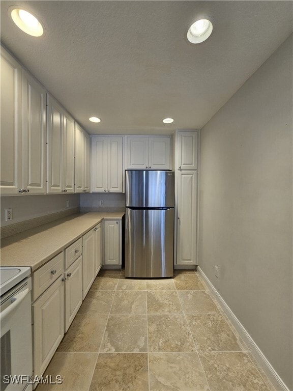 Building Photo - 28279 Jeneva Way