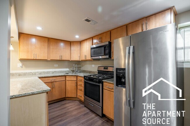 Photo - 2118 N Avers Ave Unidad G