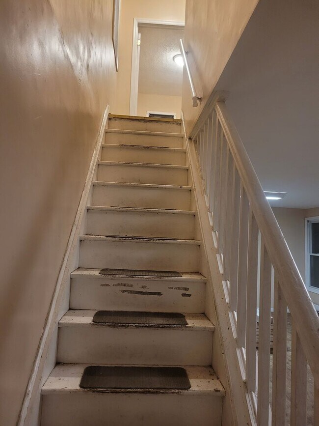 Photo - 107 Palm St