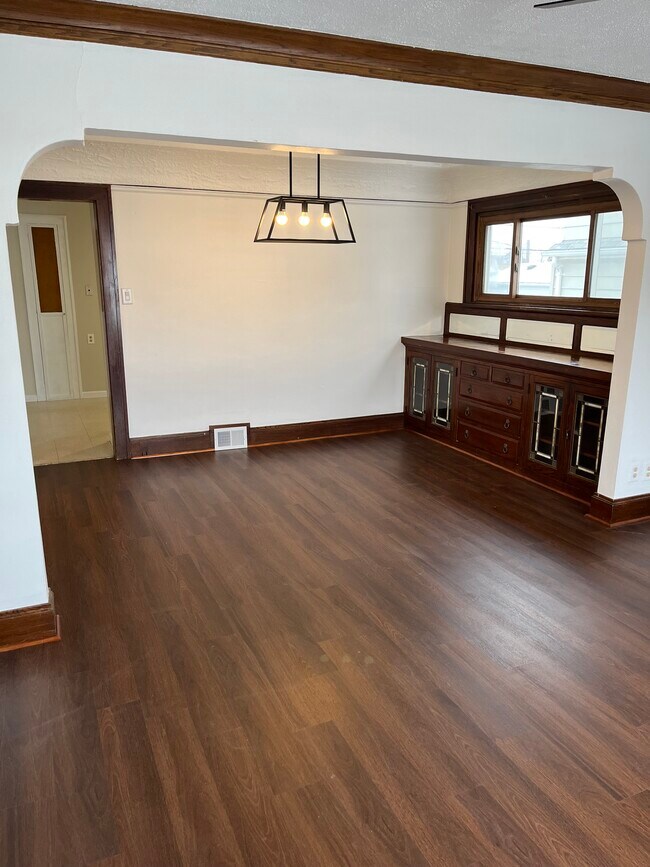 6302 W Beloit Rd Townhome Townhome Rental in West Allis WI