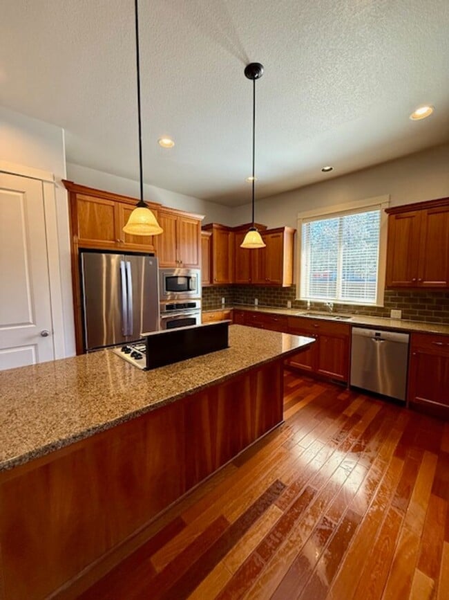 Photo - Stunning 4-Bedroom Aspen Rim Home in Bend!