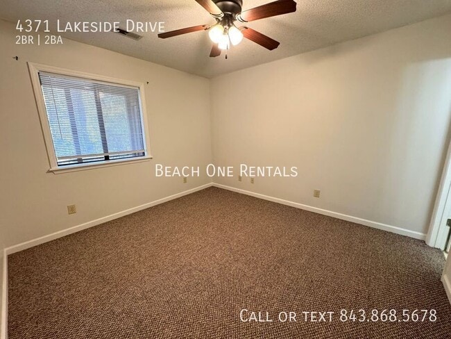 Photo - 4371 Lakeside Dr