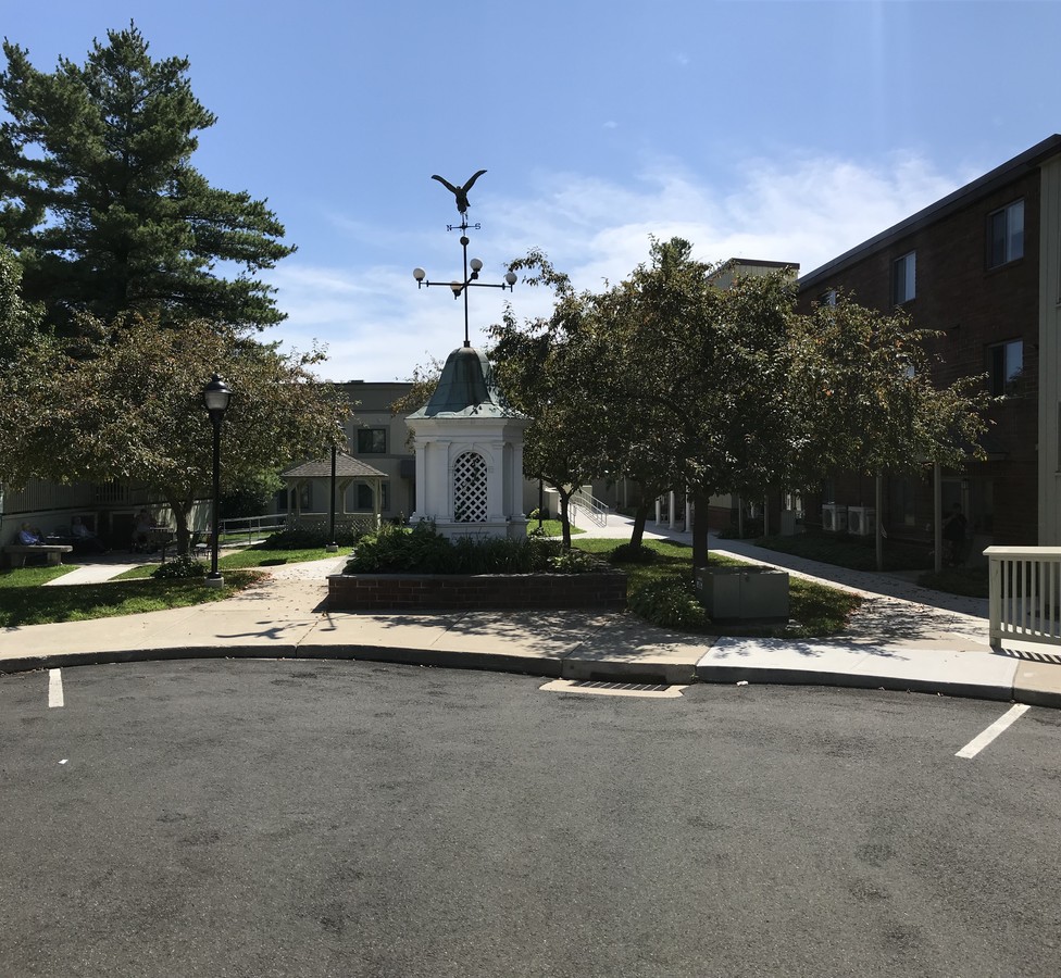 Photo - Cedar Court Senior Housing