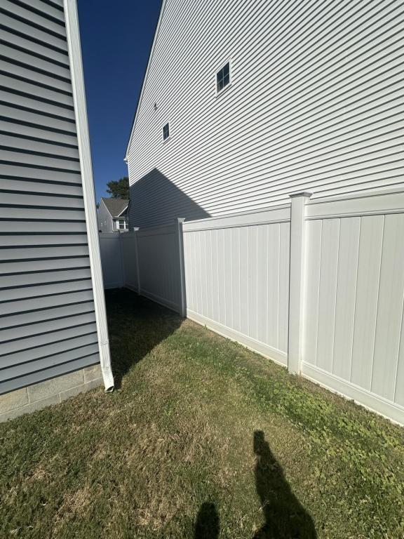 Photo - 724 Hezekiah Little Dr