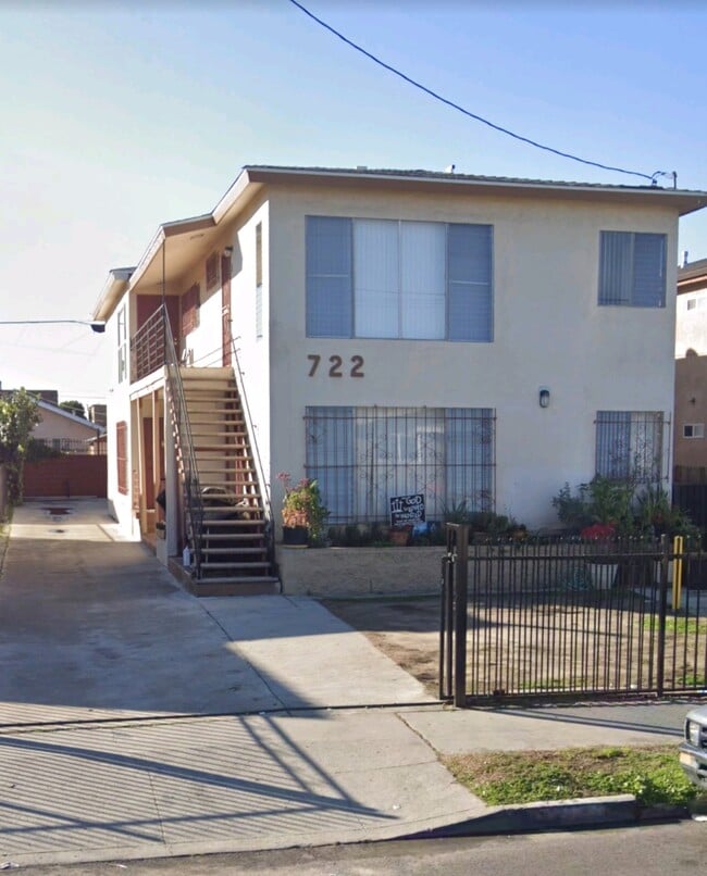 722 W 56th St Unit 4