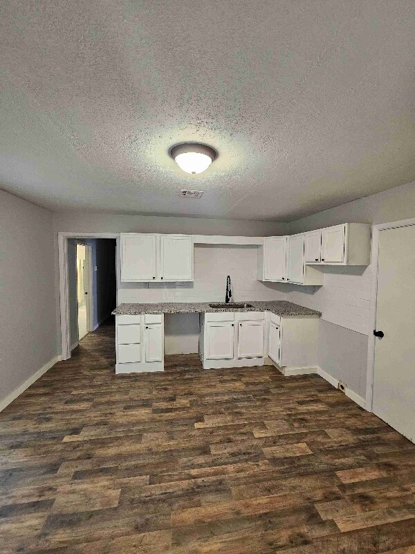 Photo - 421 E 8th Ave
