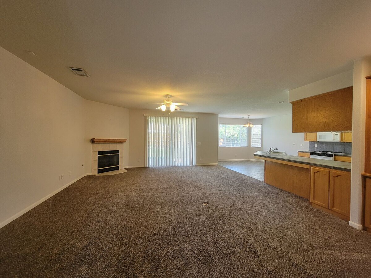 Photo - 1 year lease
