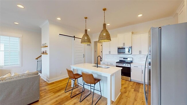 Photo - 202 Northlake St