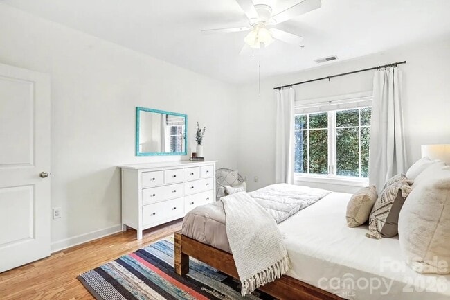 Photo - 1829 Kenilworth Ave Unidad 206B