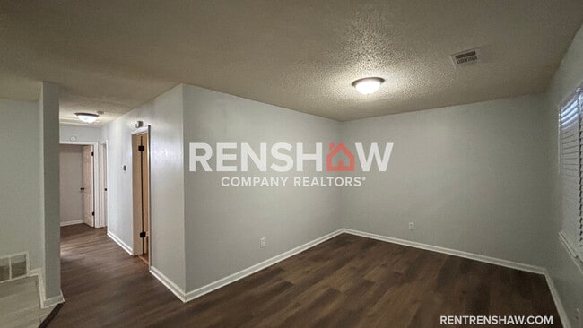 Photo - 1532 Silver St