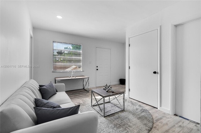 Photo - 1510 Normandy Dr Unit A