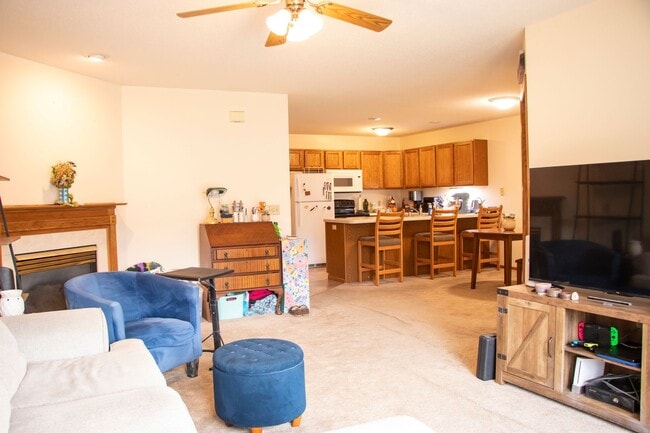 Photo - Very Well Maintained Apartment - One Floor...