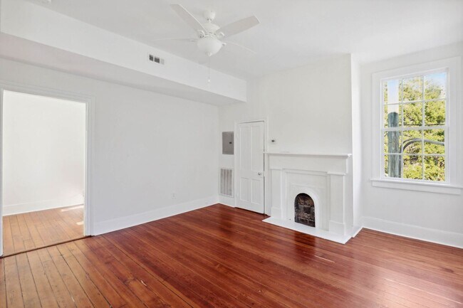 Photo - 89 Alexander St Unit C